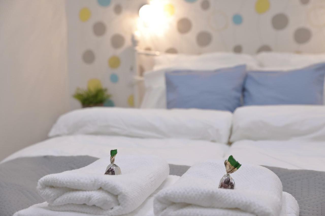 Boutique Residence Jokai - Apartment In The City Center Budapest Bagian luar foto