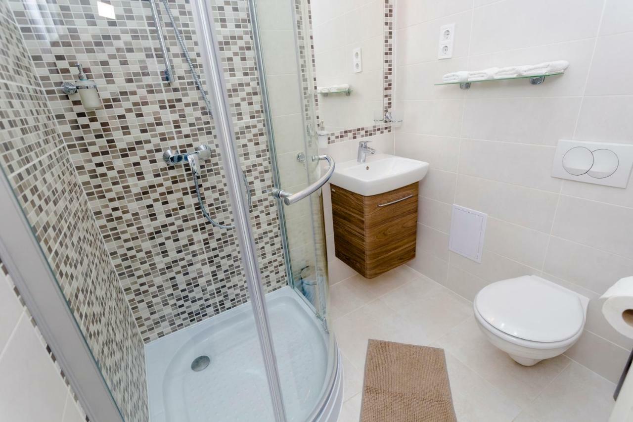 Boutique Residence Jokai - Apartment In The City Center Budapest Bagian luar foto