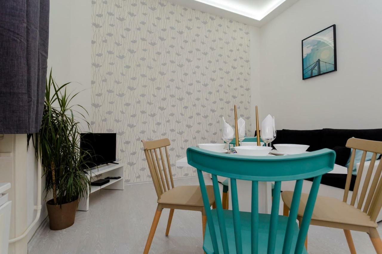 Boutique Residence Jokai - Apartment In The City Center Budapest Bagian luar foto